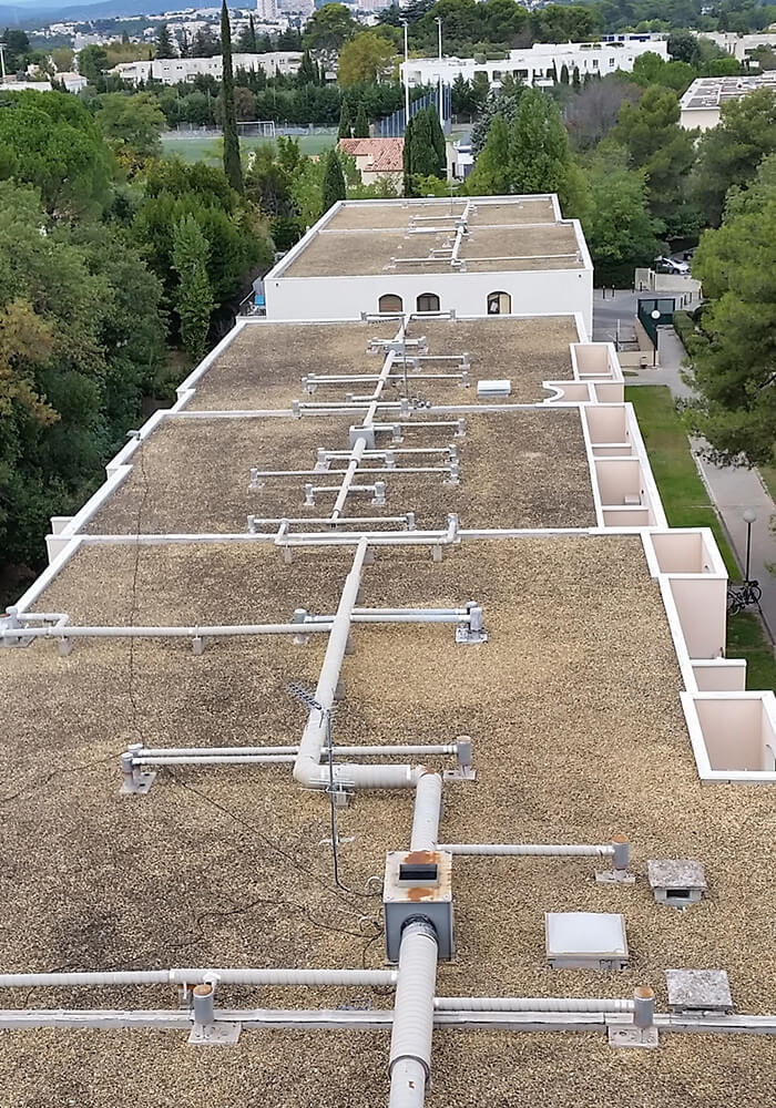 Toiture industrielle Montpellier après contrat entretien toiture